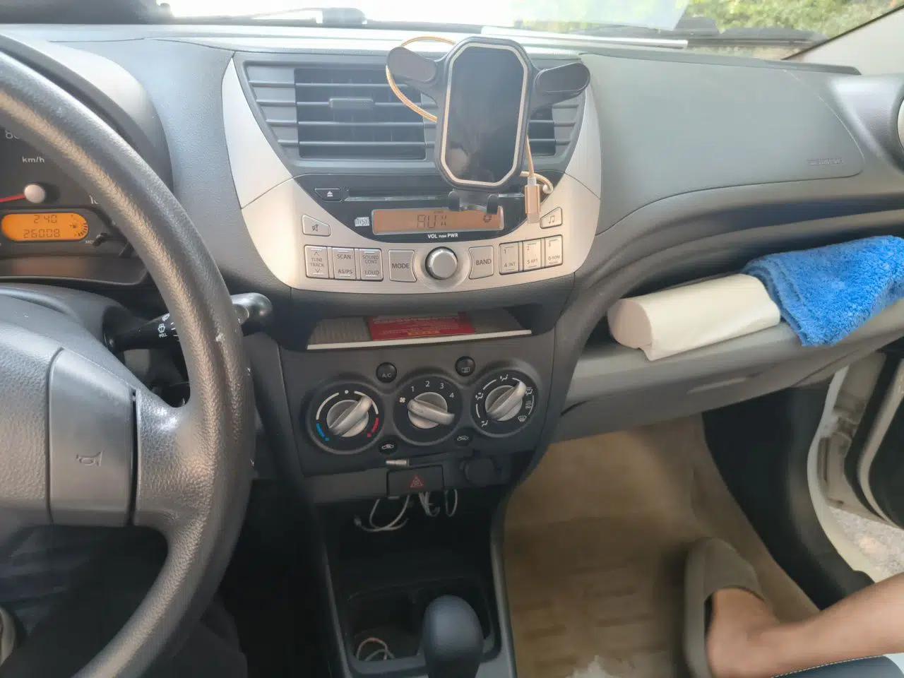 Suzuki Alto 2013 1.0L Automatic Luxury Model — миниатюра 13
