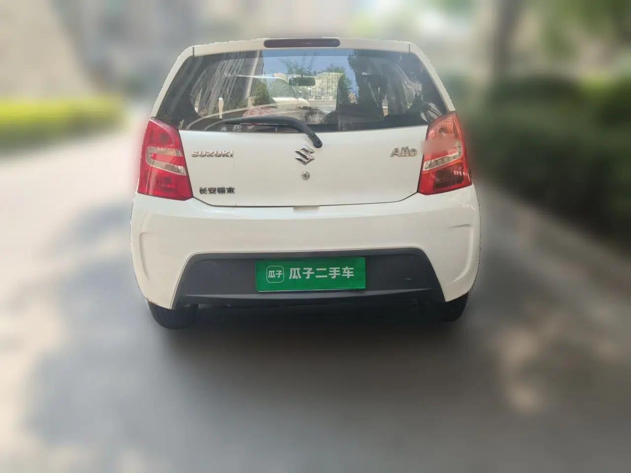 Suzuki Alto 2013 1.0L Automatic Luxury Model — миниатюра 5