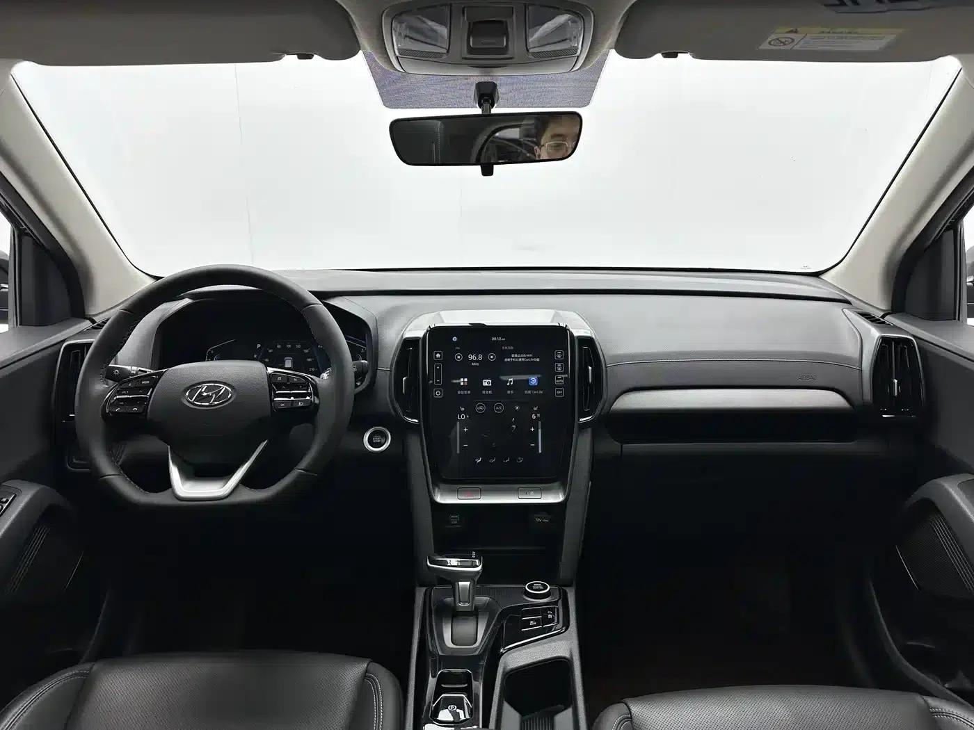 Beijing Hyundai ix35 2021 240TGDi DCT 2WD GLS Leading Edition — миниатюра 7