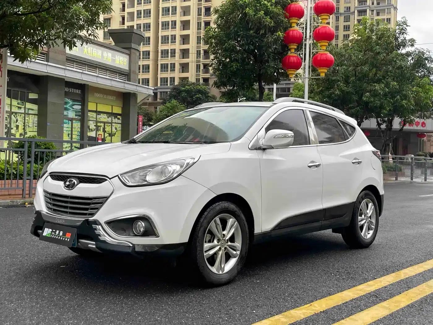 Beijing Hyundai ix35 2013 2.0L Automatic 2WD Smart GLS (National IV Emission Standard) — миниатюра 1