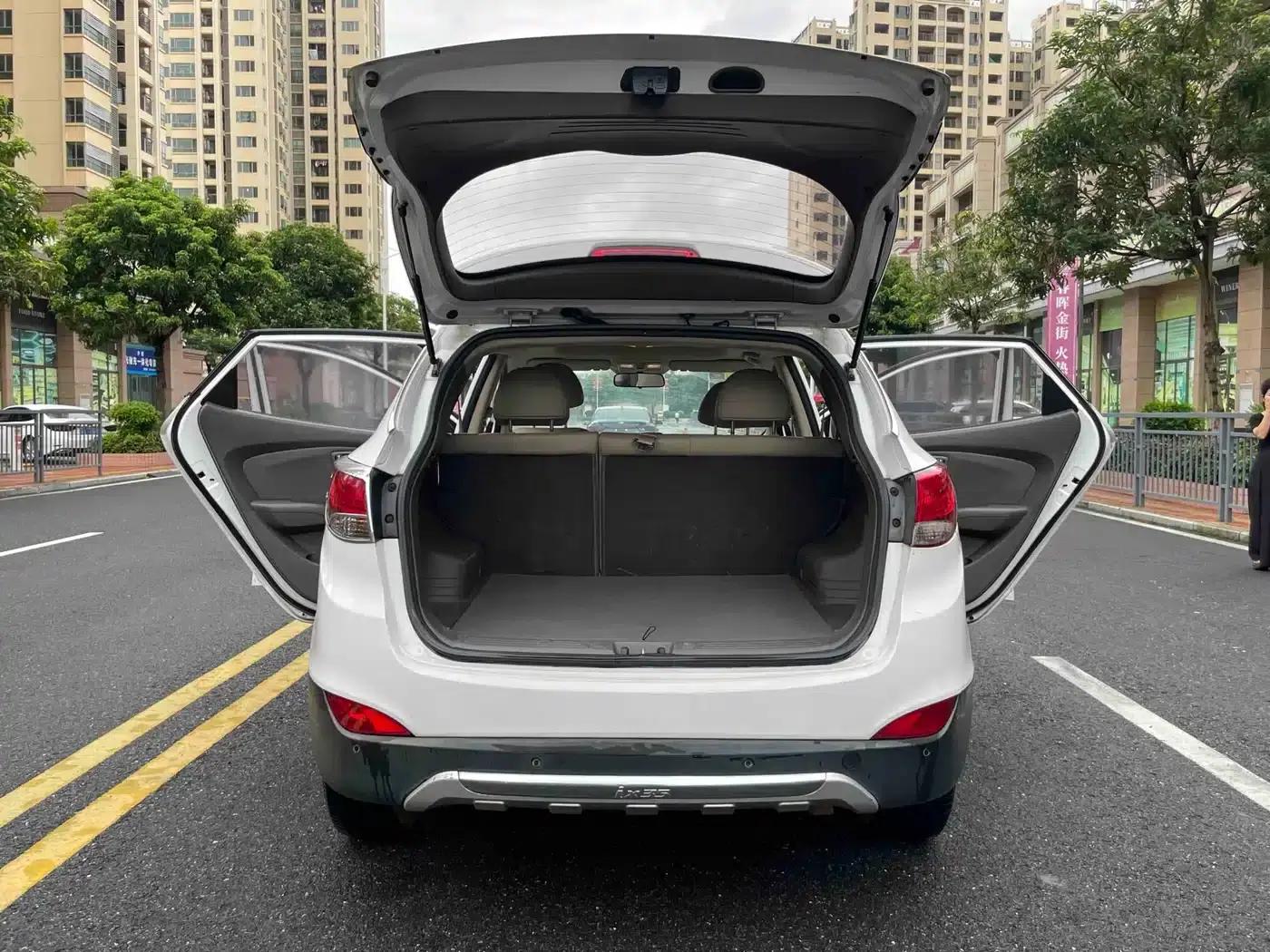 Beijing Hyundai ix35 2013 2.0L Automatic 2WD Smart GLS (National IV Emission Standard) — миниатюра 13