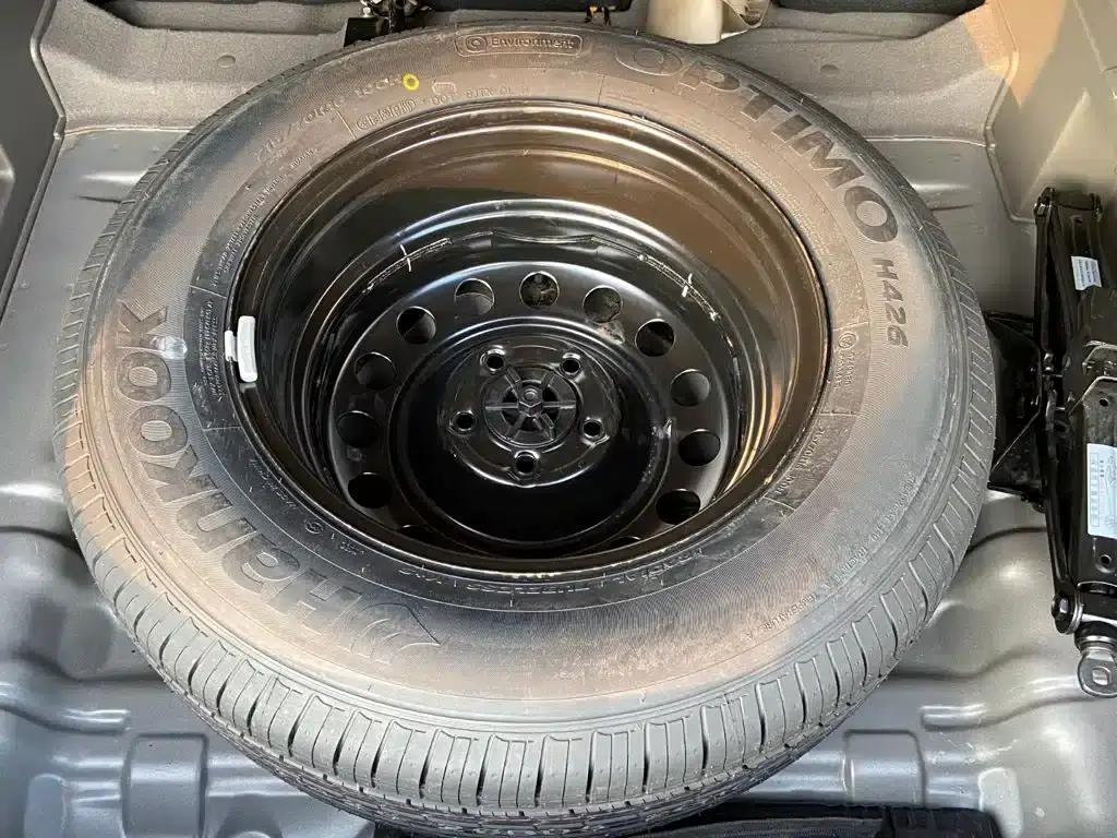 Beijing Hyundai ix35 2013 2.0L Manual 2WD Comfort GL (National IV Emission Standard) — миниатюра 16