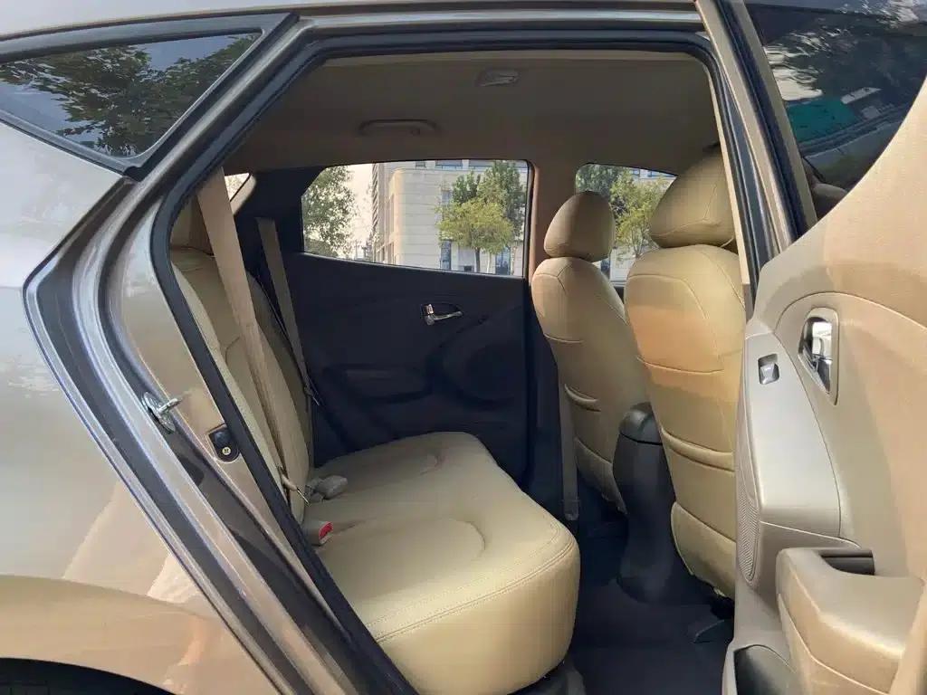 Beijing Hyundai ix35 2013 2.0L Manual 2WD Comfort GL (National IV Emission Standard) — миниатюра 7