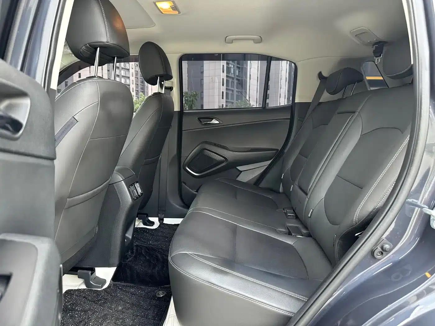 Beijing Hyundai ix35 2021 240TGDi DCT 2WD GLS Leading Edition — миниатюра 17