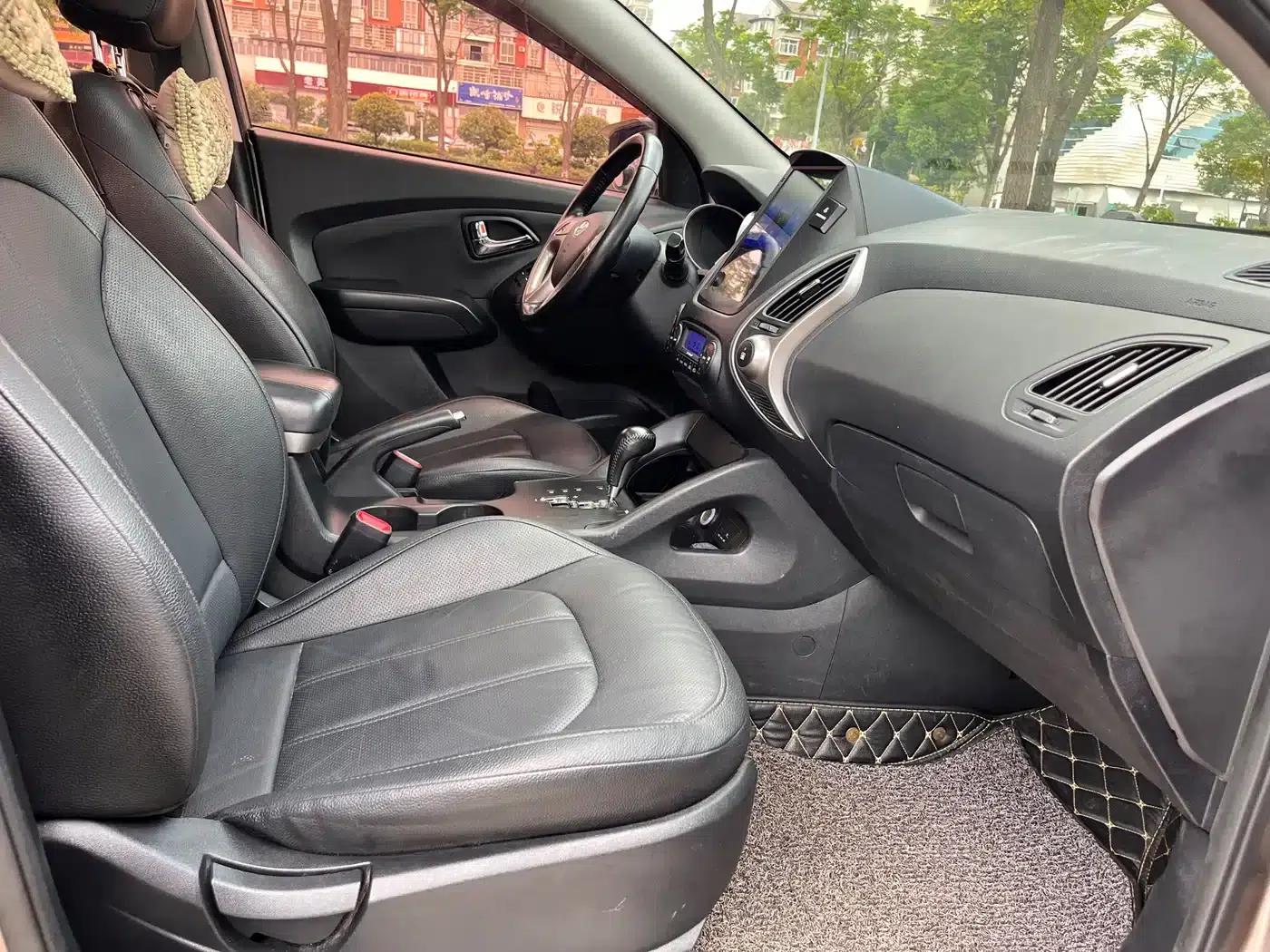Beijing Hyundai ix35 2015 2.0L Automatic 2WD Smart Model (National V Emission Standard) — миниатюра 13