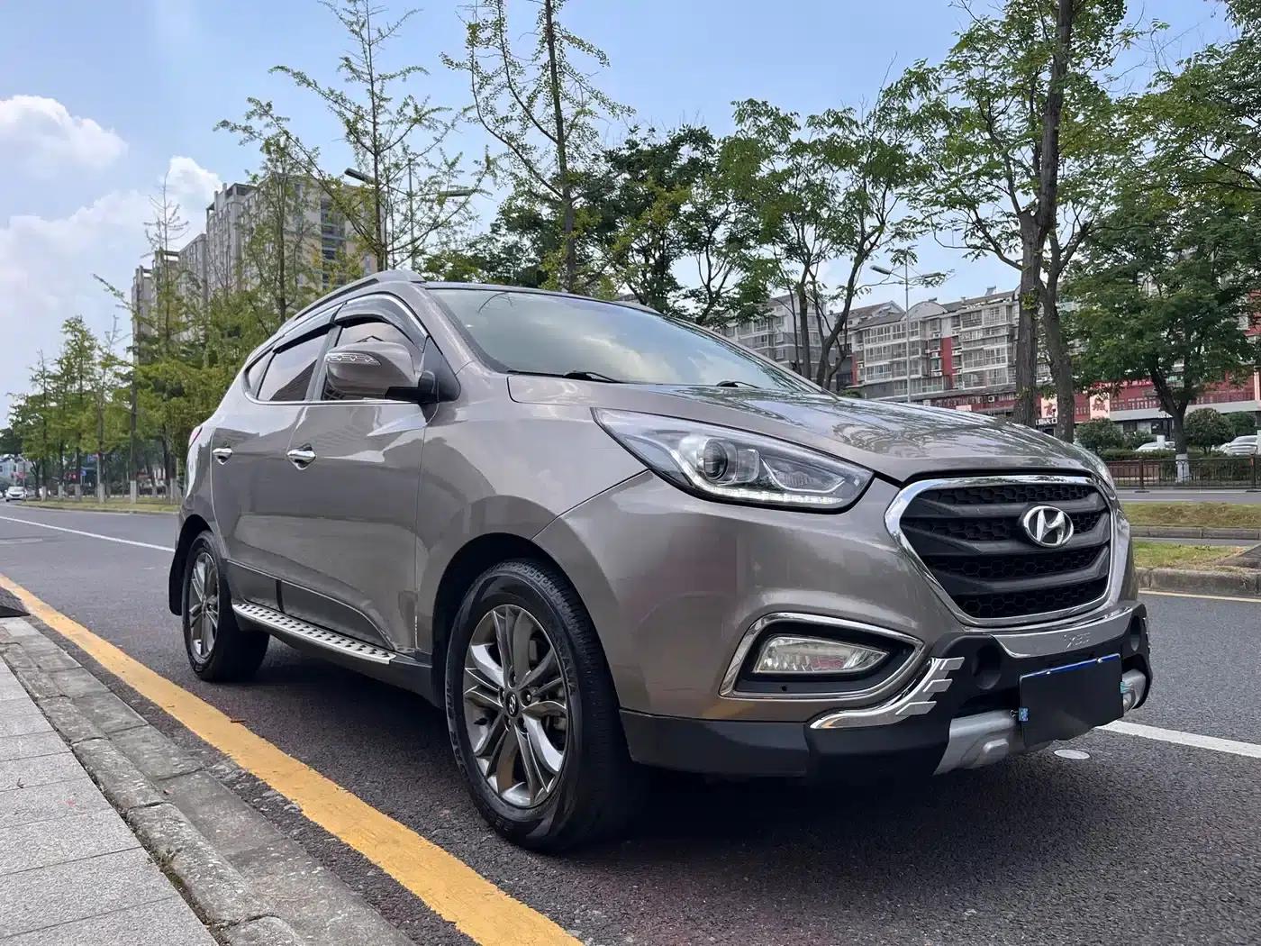 Beijing Hyundai ix35 2015 2.0L Automatic 2WD Smart Model (National V Emission Standard) — миниатюра 3
