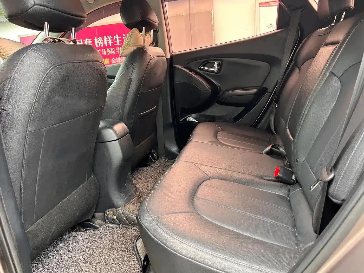 Beijing Hyundai ix35 2015 2.0L Automatic 2WD Smart Model (National V Emission Standard) — миниатюра 6