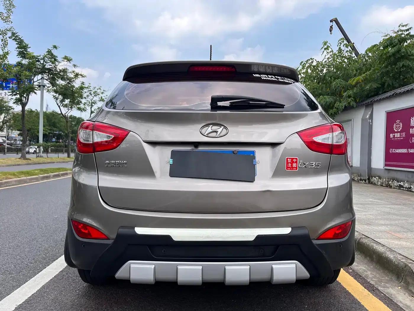 Beijing Hyundai ix35 2015 2.0L Automatic 2WD Smart Model (National V Emission Standard) — миниатюра 10
