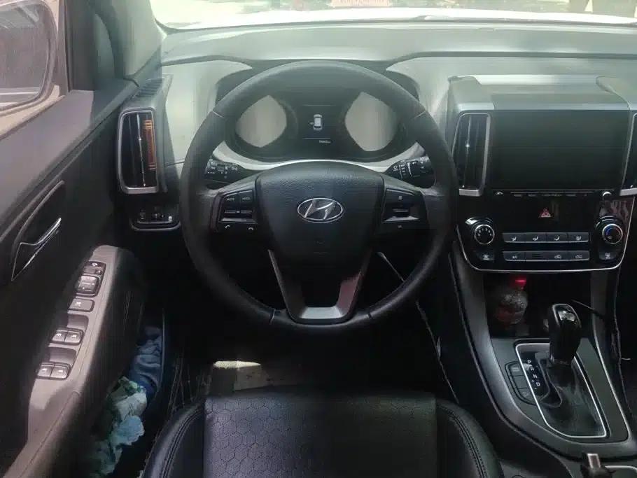 Beijing Hyundai ix35 2018 2.0L Automatic 2WD Smart & Enjoy Edition — миниатюра 15