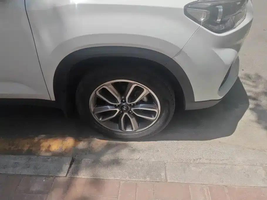 Beijing Hyundai ix35 2018 2.0L Automatic 2WD Smart & Enjoy Edition — миниатюра 6