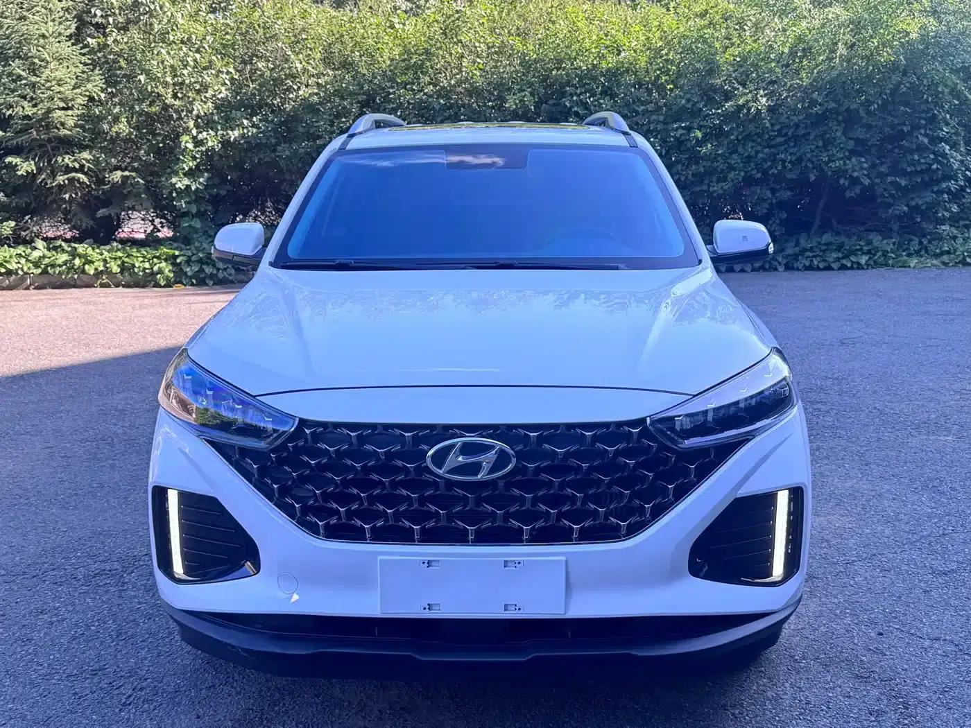 Beijing Hyundai ix35 2021 240TGDi DCT 2WD GLS Leading Edition — миниатюра 2