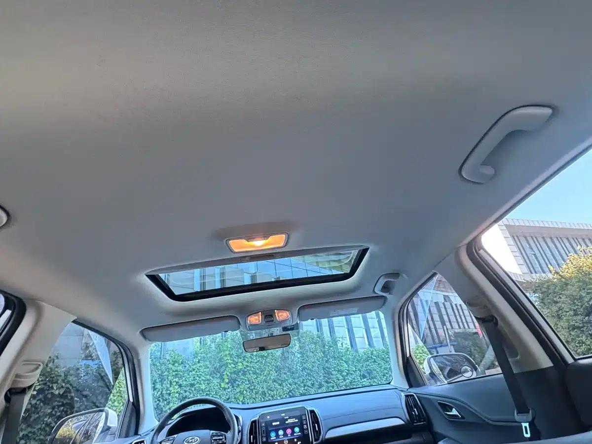 Beijing Hyundai ix35 2021 240TGDi DCT 2WD GLS Leading Edition — миниатюра 8