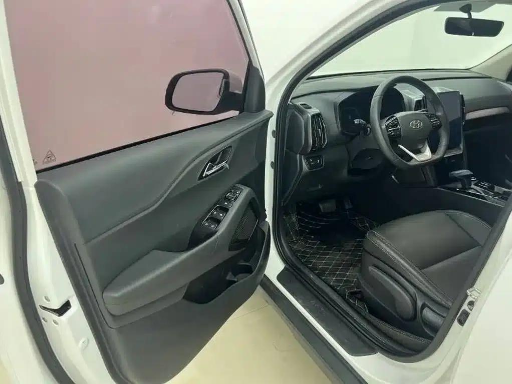 Beijing Hyundai ix35 2021 240TGDi DCT 2WD GLS Leading Edition — миниатюра 10