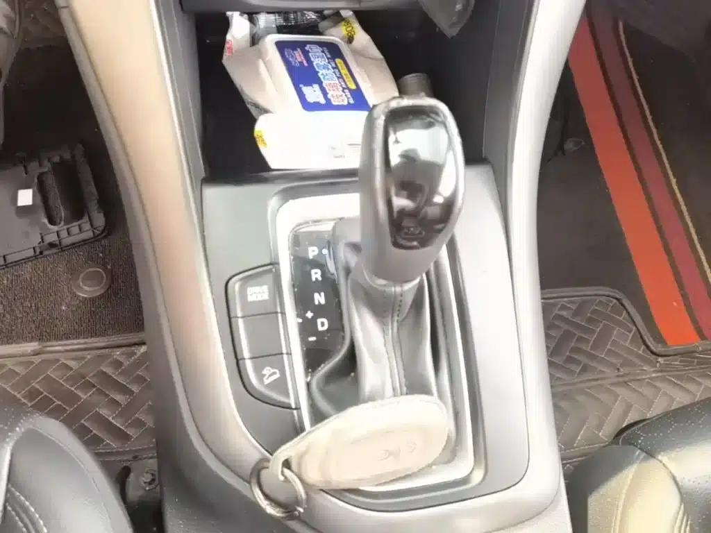 Beijing Hyundai ix35 2018 2.0L Automatic 2WD Smart & Enjoy Edition — миниатюра 14