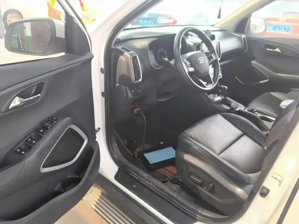 Beijing Hyundai ix35 2018 2.0L Automatic 2WD Smart & Enjoy Edition — миниатюра 16