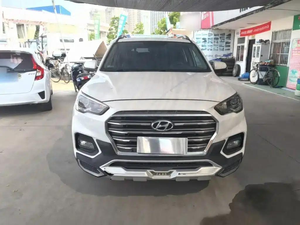 Beijing Hyundai ix35 2018 2.0L Automatic 2WD Smart & Enjoy Edition — миниатюра 3