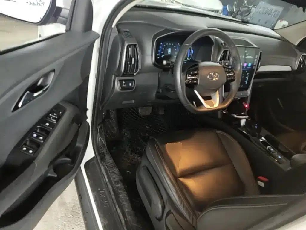 Beijing Hyundai ix35 2021 2.0L Automatic 2WD GLS Leading Edition — миниатюра 12