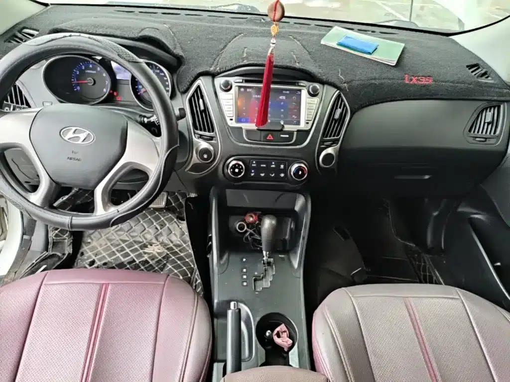 Beijing Hyundai ix35 2015 2.0L Automatic 2WD Comfort Model (National IV Emission Standard) — миниатюра 13