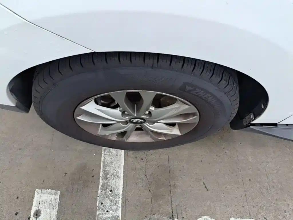 Beijing Hyundai ix35 2015 2.0L Automatic 2WD Comfort Model (National IV Emission Standard) — миниатюра 23