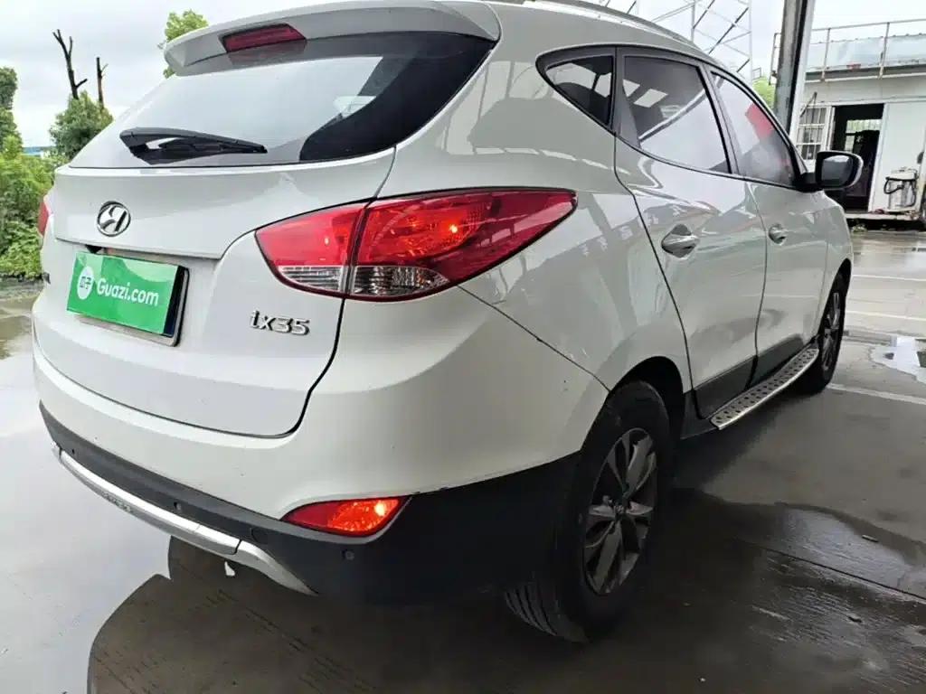 Beijing Hyundai ix35 2015 2.0L Automatic 2WD Comfort Model (National IV Emission Standard) — миниатюра 8