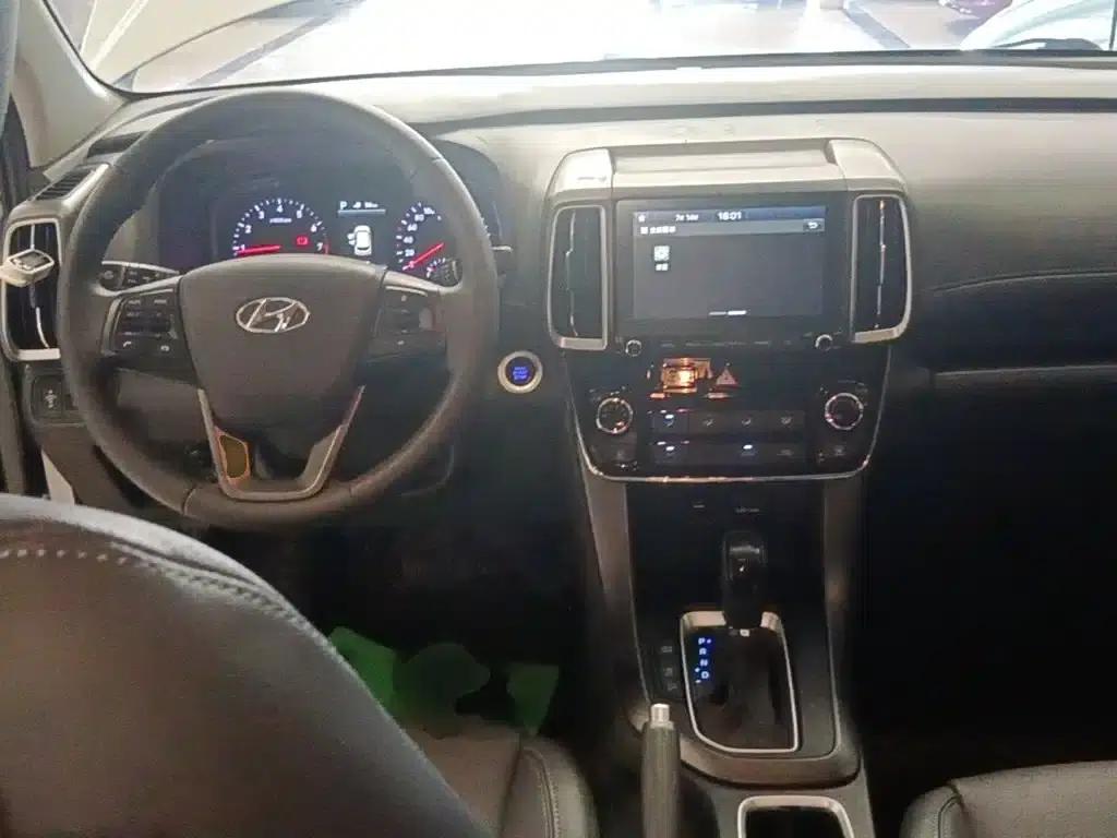 Beijing Hyundai ix35 2019 2.0L Automatic 2WD Smart & Enjoy Edition (National V Emission Standard) — миниатюра 10