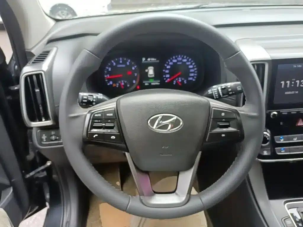 Beijing Hyundai ix35 2018 2.0L Automatic 2WD Smart & Enjoy Edition — миниатюра 11