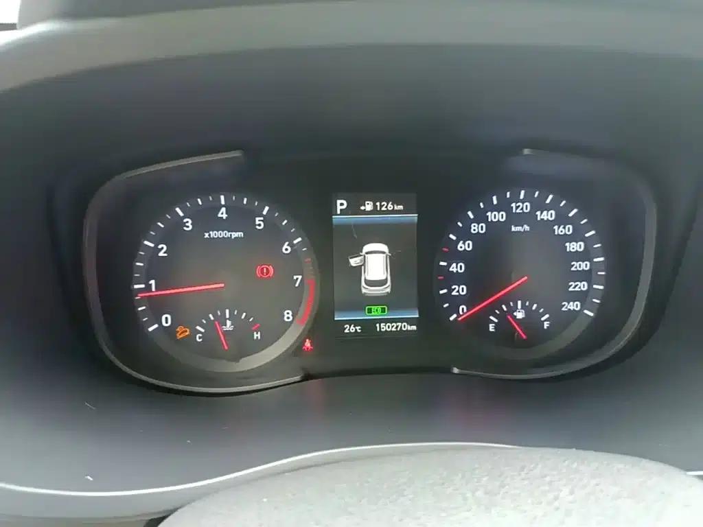 Beijing Hyundai ix35 2018 2.0L Automatic 2WD Smart & Enjoy Edition — миниатюра 12