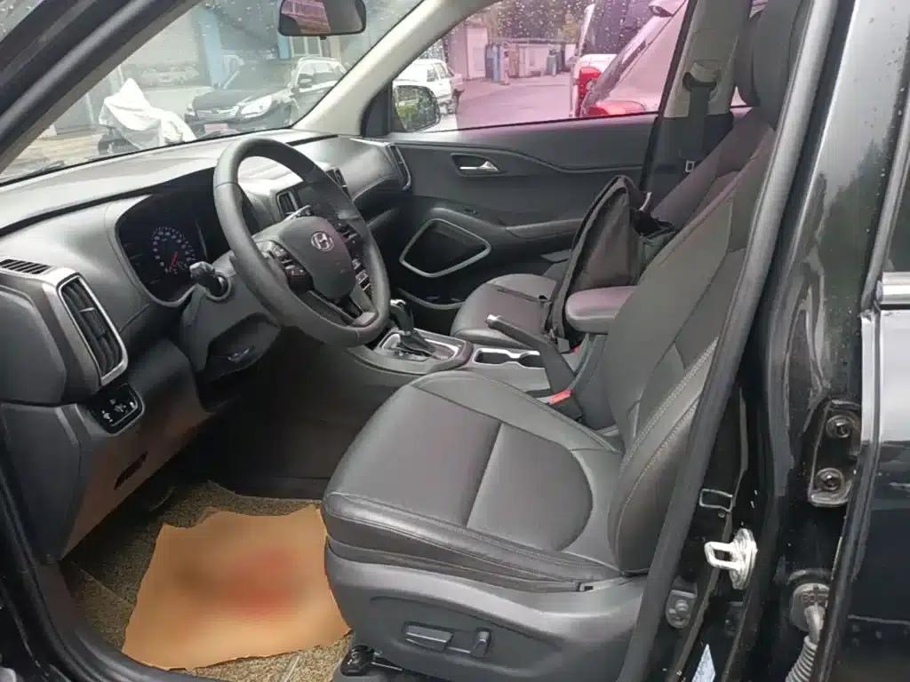 Beijing Hyundai ix35 2018 2.0L Automatic 2WD Smart & Enjoy Edition — миниатюра 15