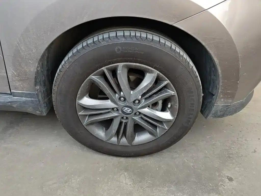 Beijing Hyundai ix35 2013 2.0L Automatic 2WD Smart GLS (National IV Emission Standard) — миниатюра 14