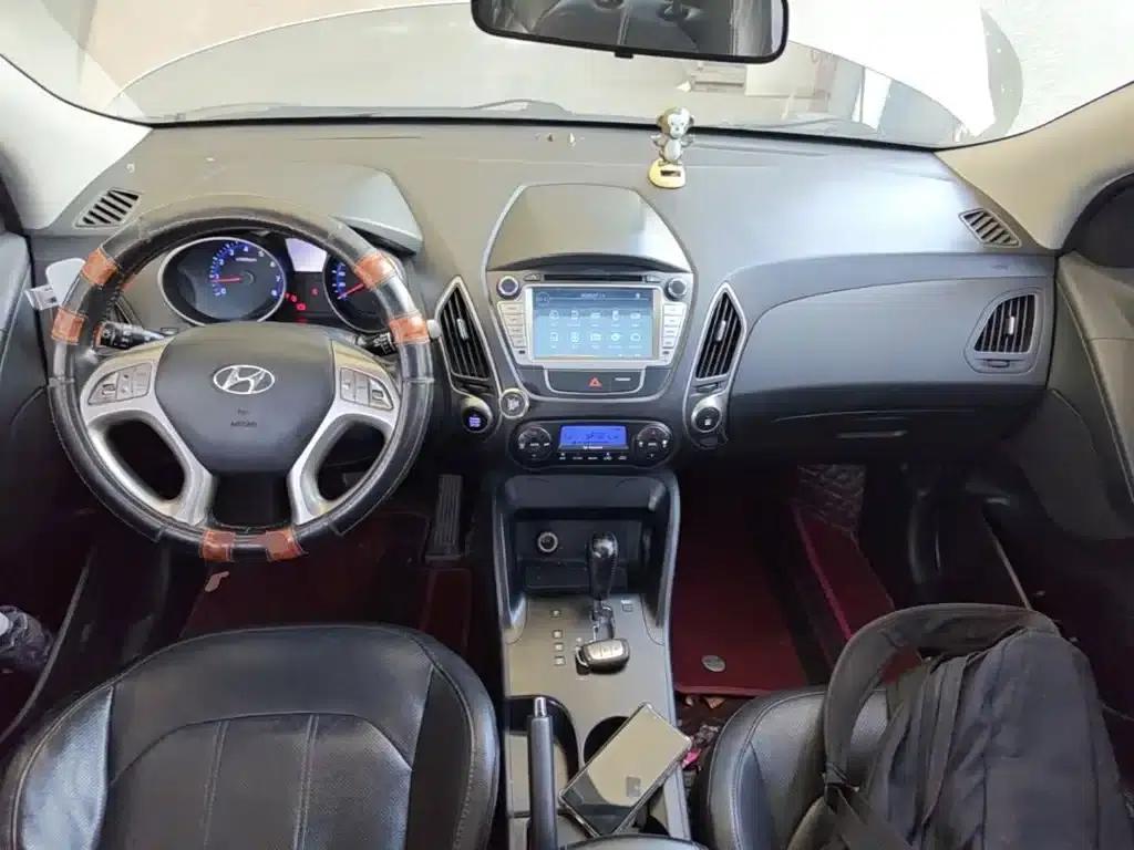 Beijing Hyundai ix35 2013 2.0L Automatic 2WD Smart GLS (National IV Emission Standard) — миниатюра 16