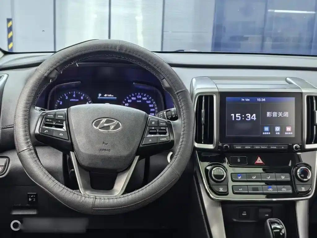 Beijing Hyundai ix35 2018 2.0L Automatic 2WD Smart & Enjoy Edition — миниатюра 13