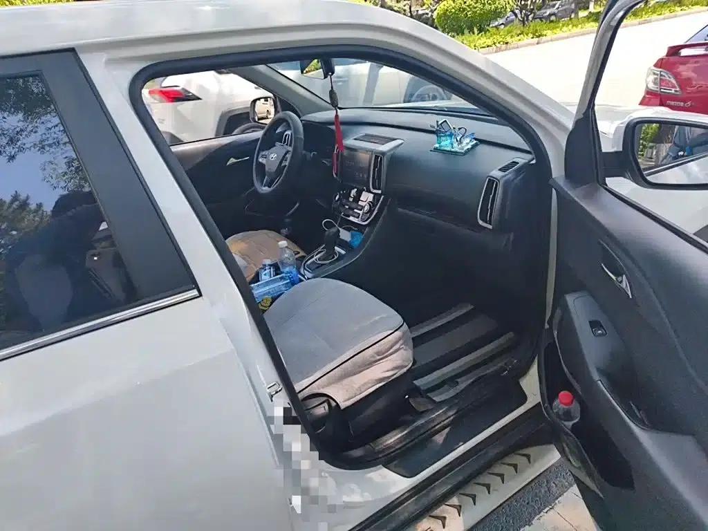 Beijing Hyundai ix35 2018 2.0L Automatic 2WD Smart & Enjoy Edition — миниатюра 22