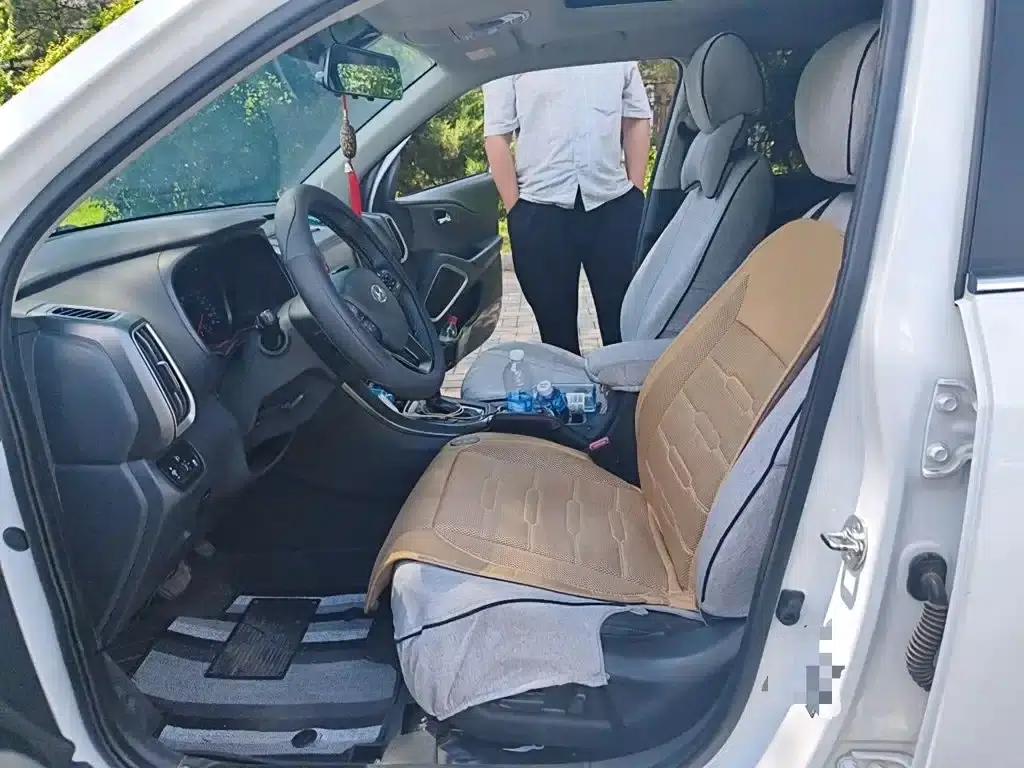 Beijing Hyundai ix35 2018 2.0L Automatic 2WD Smart & Enjoy Edition — миниатюра 8
