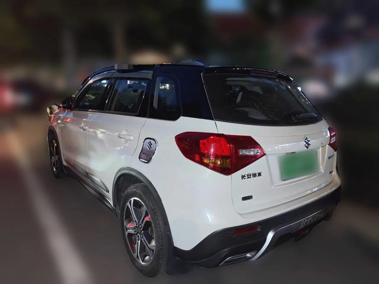 Suzuki Vitara 2016 1.4T Automatic Two-Wheel Drive Luxury Version — миниатюра 4