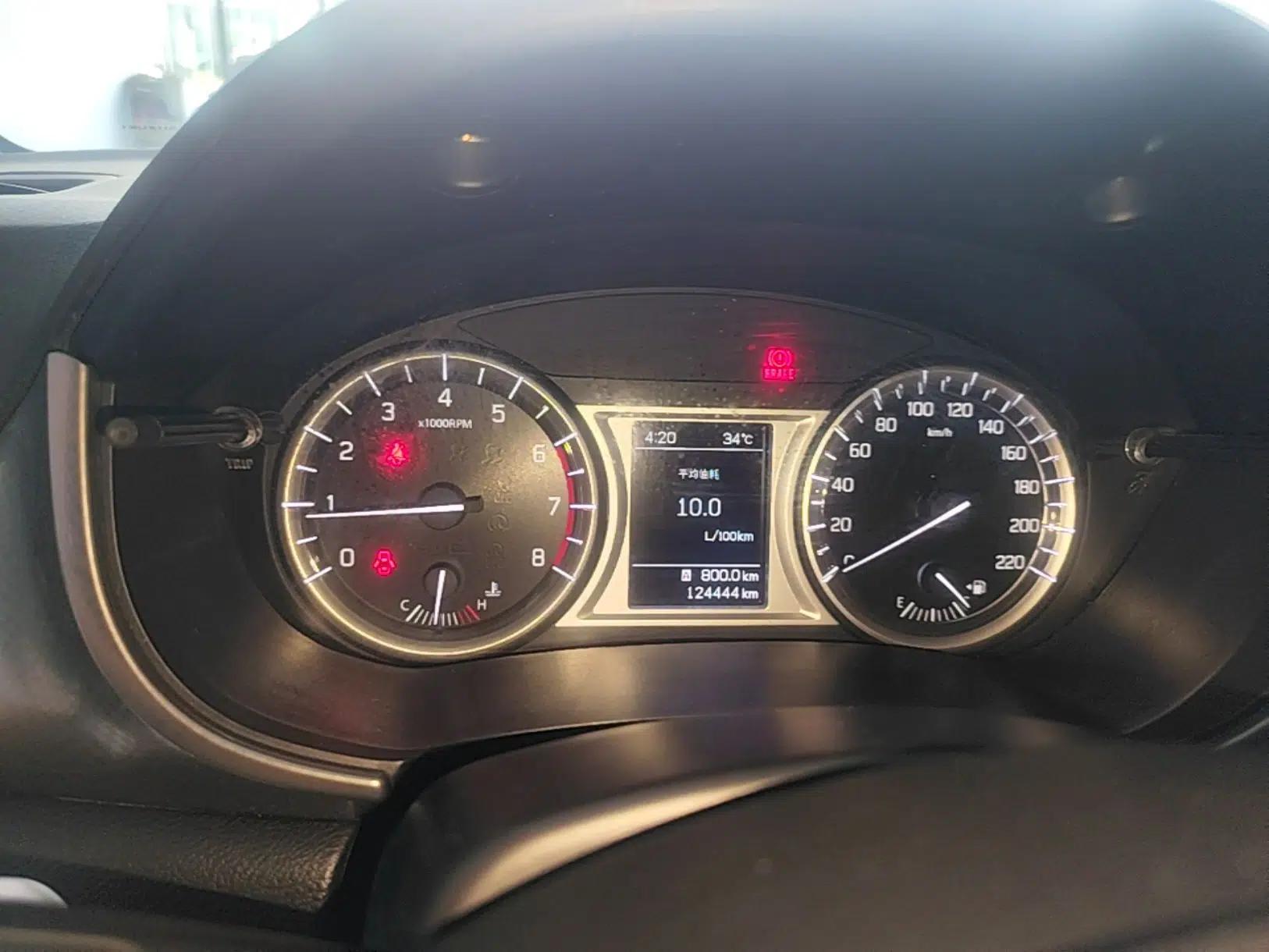 Suzuki Vitara 2016 1.4T Manual Two-Wheel Drive Luxury Model — миниатюра 14