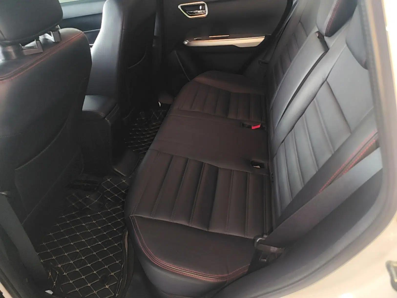 Suzuki Vitara 2016 1.4T Manual Two-Wheel Drive Luxury Model — миниатюра 20