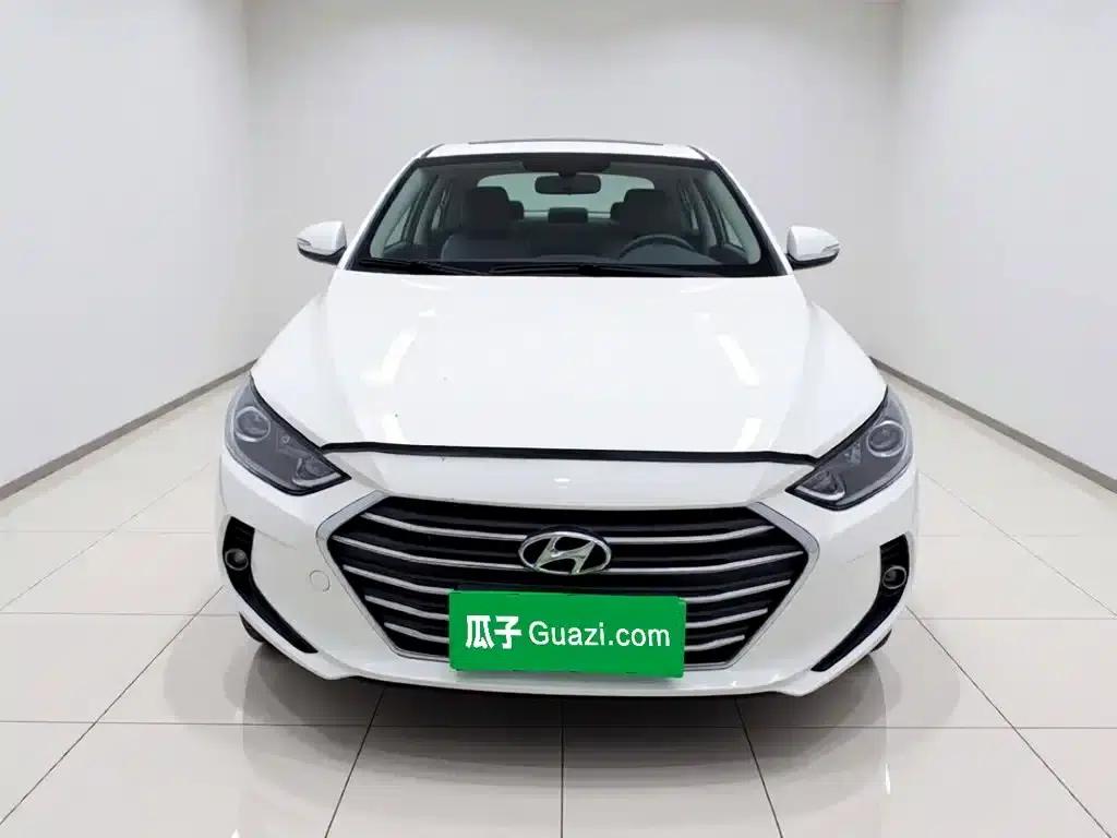Hyundai Elantra 2016 1.6L Automatic Smart Elite Edition — миниатюра 2