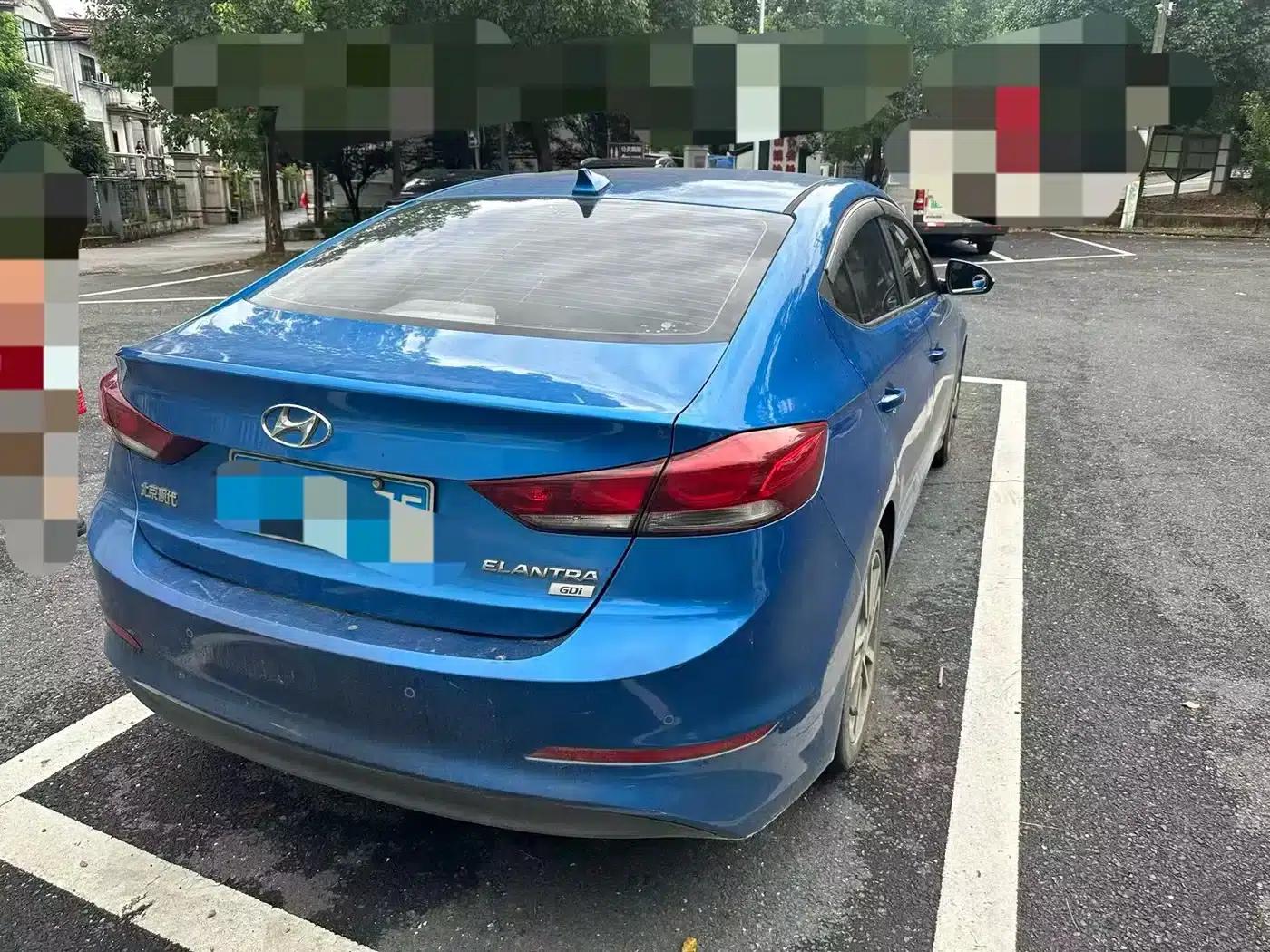 Hyundai Elantra 2016 1.6L Automatic Smart Elite Edition — миниатюра 3