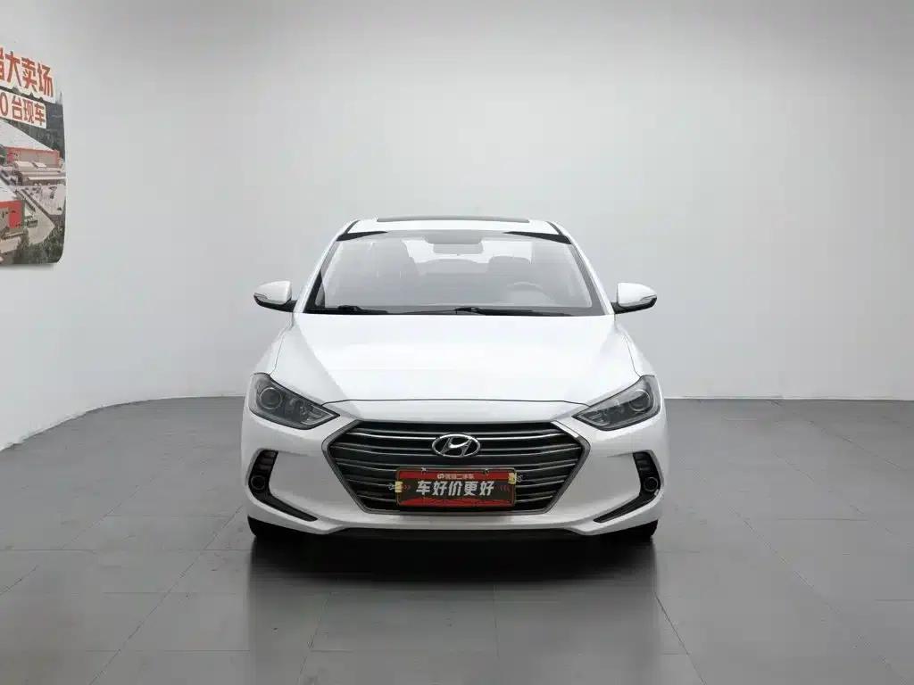 Hyundai Elantra 2016 1.6L Automatic Smart Elite Edition — миниатюра 3