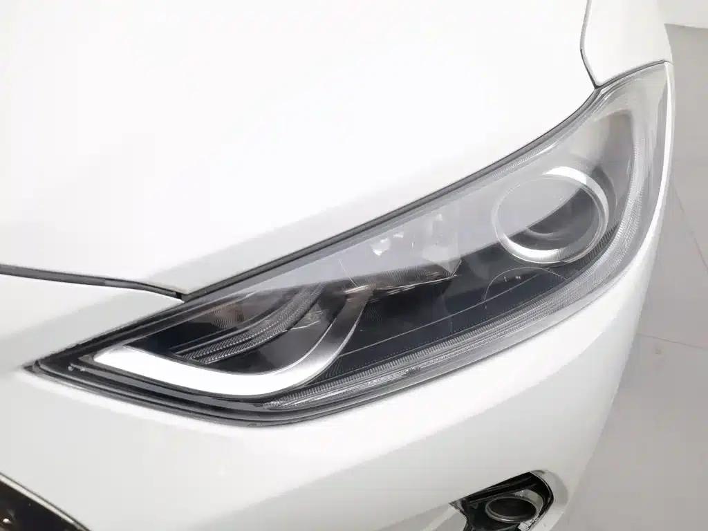 Hyundai Elantra 2016 1.6L Automatic Smart Elite Edition — миниатюра 7