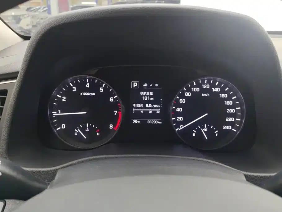 Hyundai Elantra 2016 1.6L Automatic Smart Elite Edition — миниатюра 14