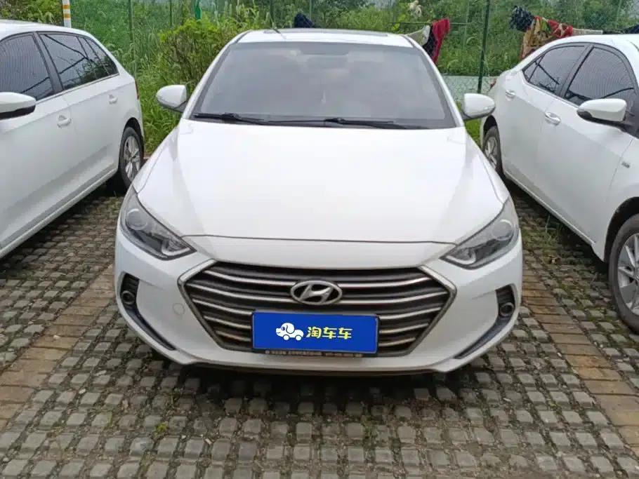 Hyundai Elantra 2016 1.6L Automatic Smart Elite Edition — миниатюра 2