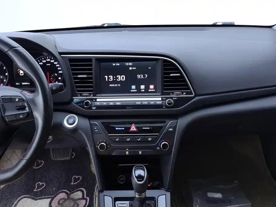 Hyundai Elantra 2018 1.4T Dual-Clutch Dynamic & Vitality Edition — миниатюра 13