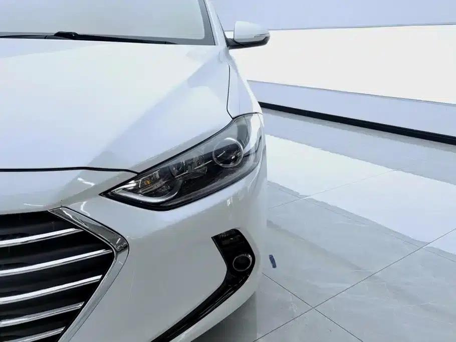 Hyundai Elantra 2018 1.4T Dual-Clutch Dynamic & Vitality Edition — миниатюра 5