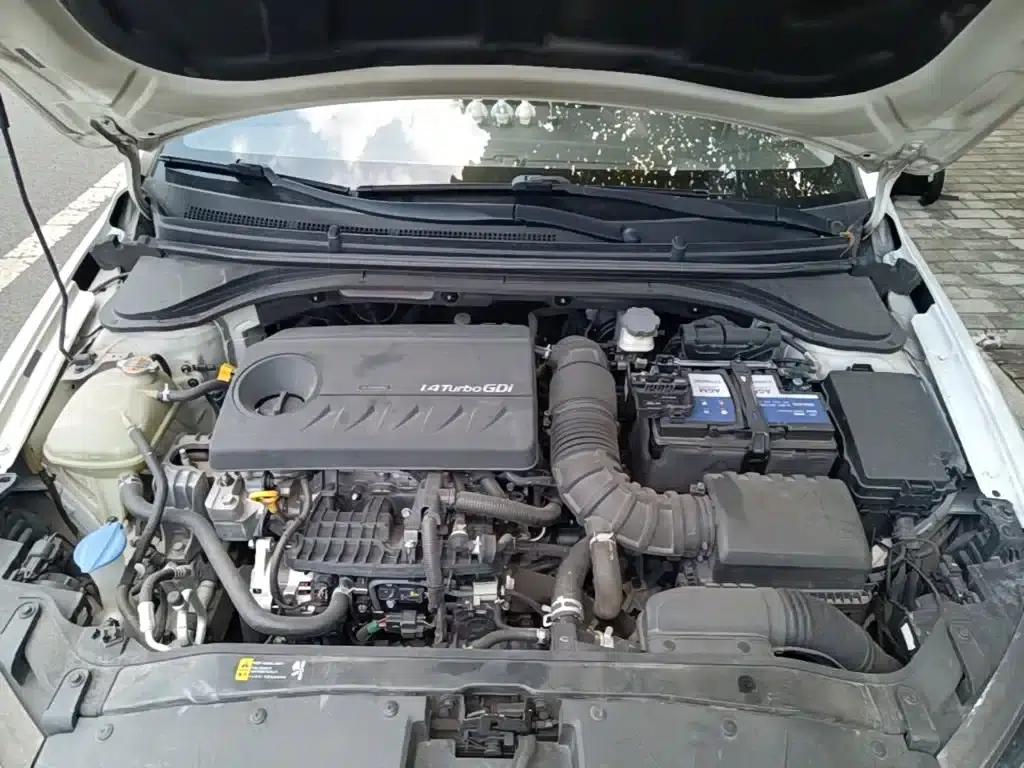 Hyundai Elantra 2018 1.4T Dual-Clutch Dynamic & Vitality Edition — миниатюра 20
