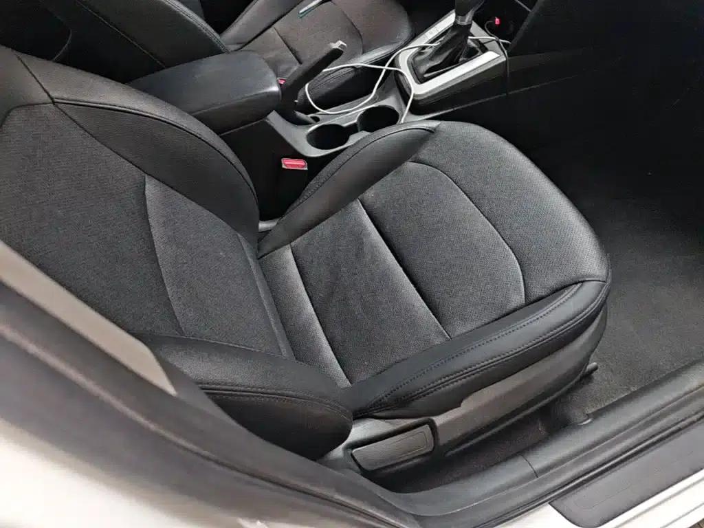 Hyundai Elantra 2016 1.6L Automatic Smart Elite Edition — миниатюра 25