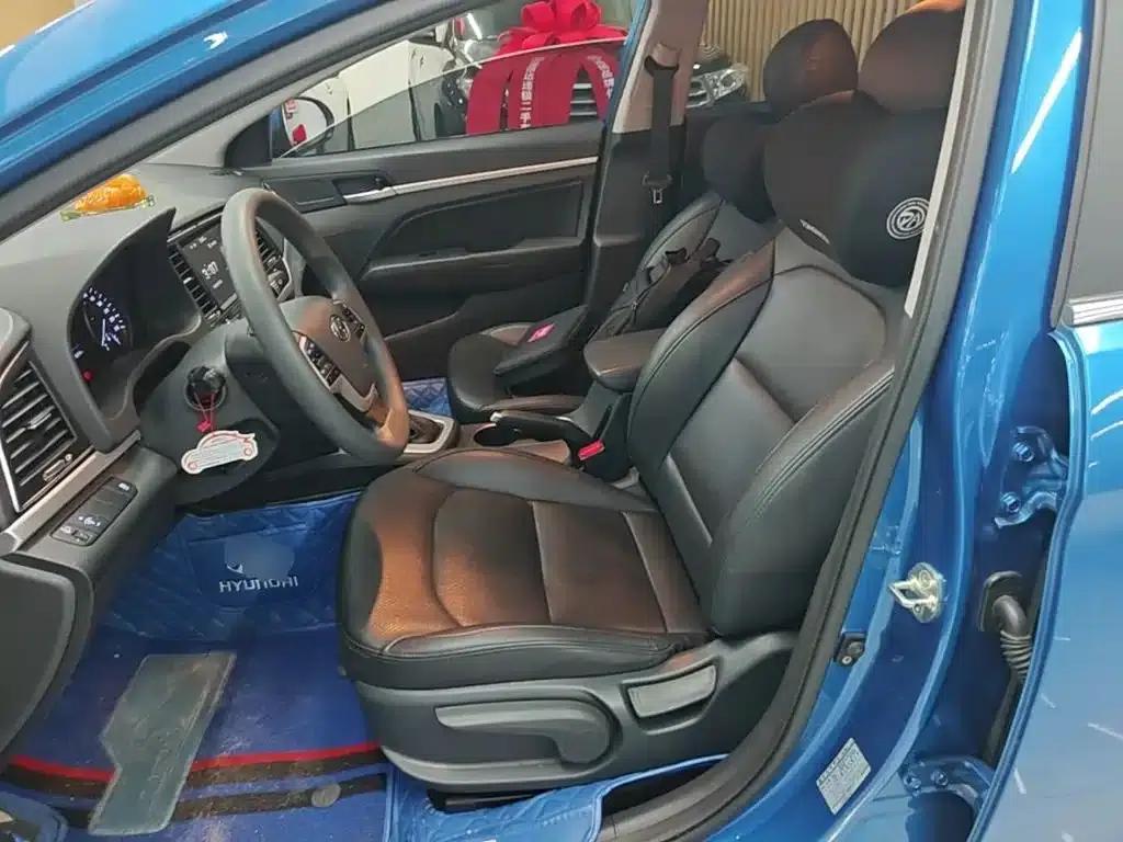 Hyundai Elantra 2016 1.6L Automatic Smart Elite Edition — миниатюра 15