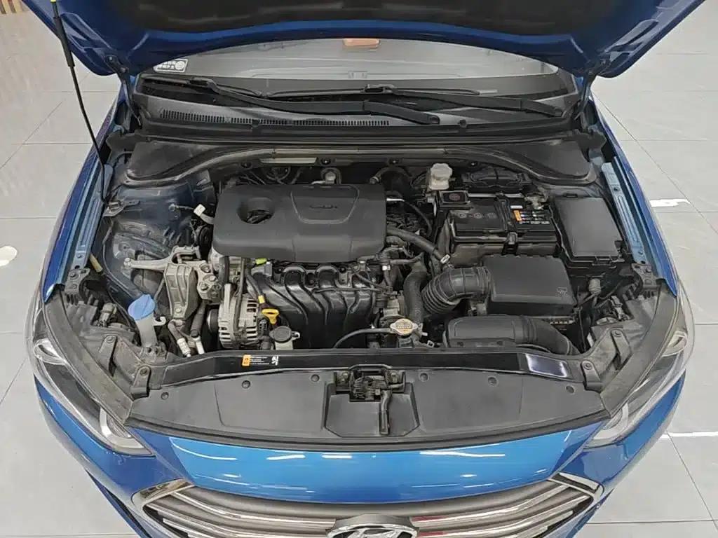 Hyundai Elantra 2016 1.6L Automatic Smart Elite Edition — миниатюра 20