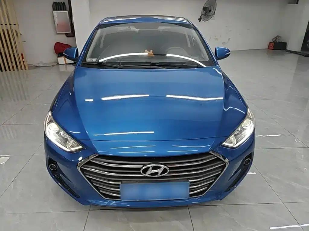 Hyundai Elantra 2016 1.6L Automatic Smart Elite Edition — миниатюра 3
