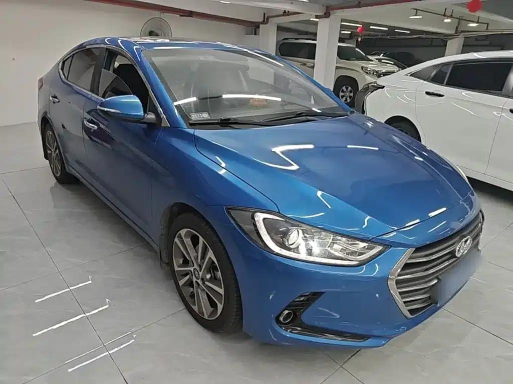 Hyundai Elantra 2016 1.6L Automatic Smart Elite Edition — миниатюра 4